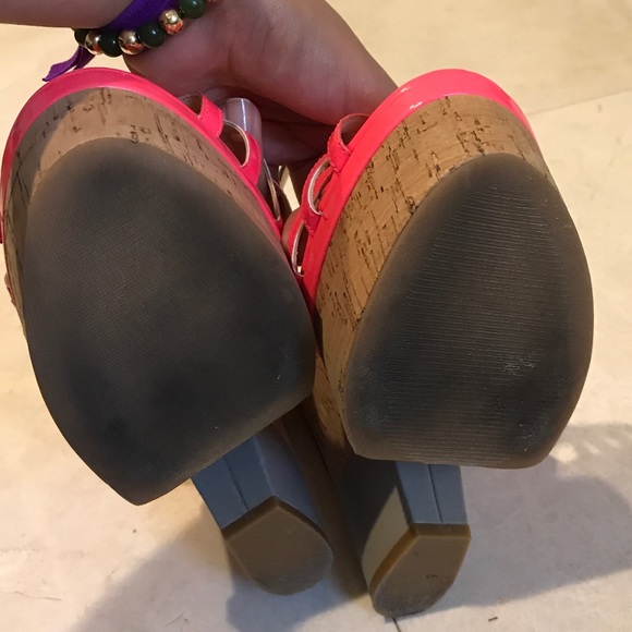 Enzo Agliolini grey and pink platform wedges - Picture 3 of 3